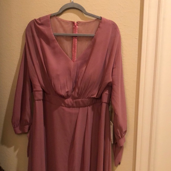 Renz Bridal Dresses & Skirts - NWT Renz Bridal bridesmaid dress, size 16